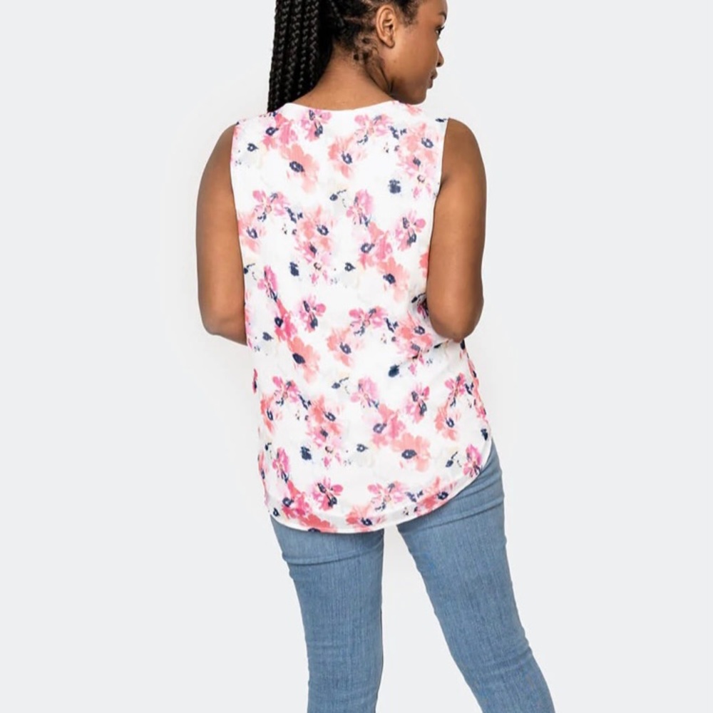 Gibson smocked sleeve Blouse.  Only Selling as I ordered the wrong size